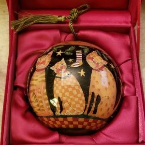 Ne 'Qwa Art Cats Ornament